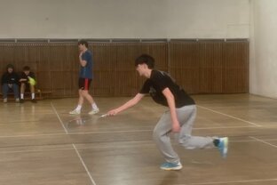 Zväčšiť fotografiu - Účasť na okresnom kole v bedmintone